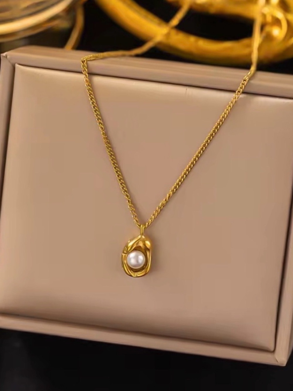 18K Gold Simplicity Retro Pea
Pearl Gold waterproof - Picture 3 of 5